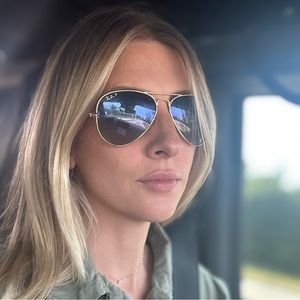 Meet your Posher, Leah